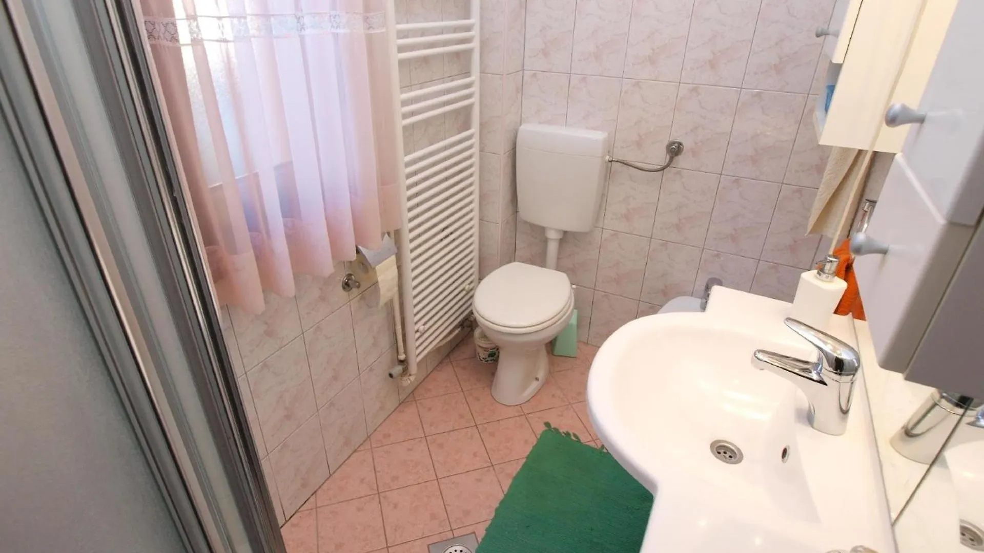 Ferienwohnung Fuer 6 Personen Ca 55 Qm In Fazana-Surida, Istrien Istrische Riviera Valbandon