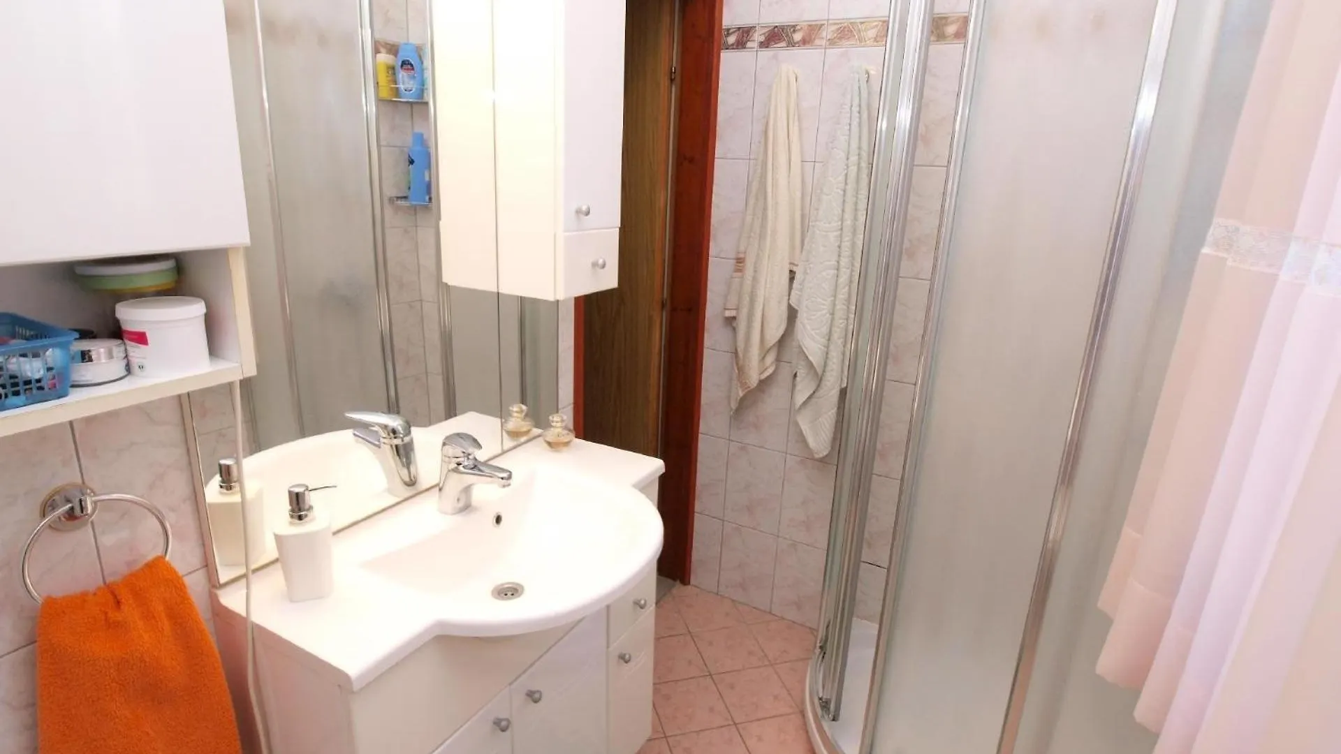 Ferienwohnung Fuer 6 Personen Ca 55 Qm In Fazana-Surida, Istrien Istrische Riviera Valbandon Apartment